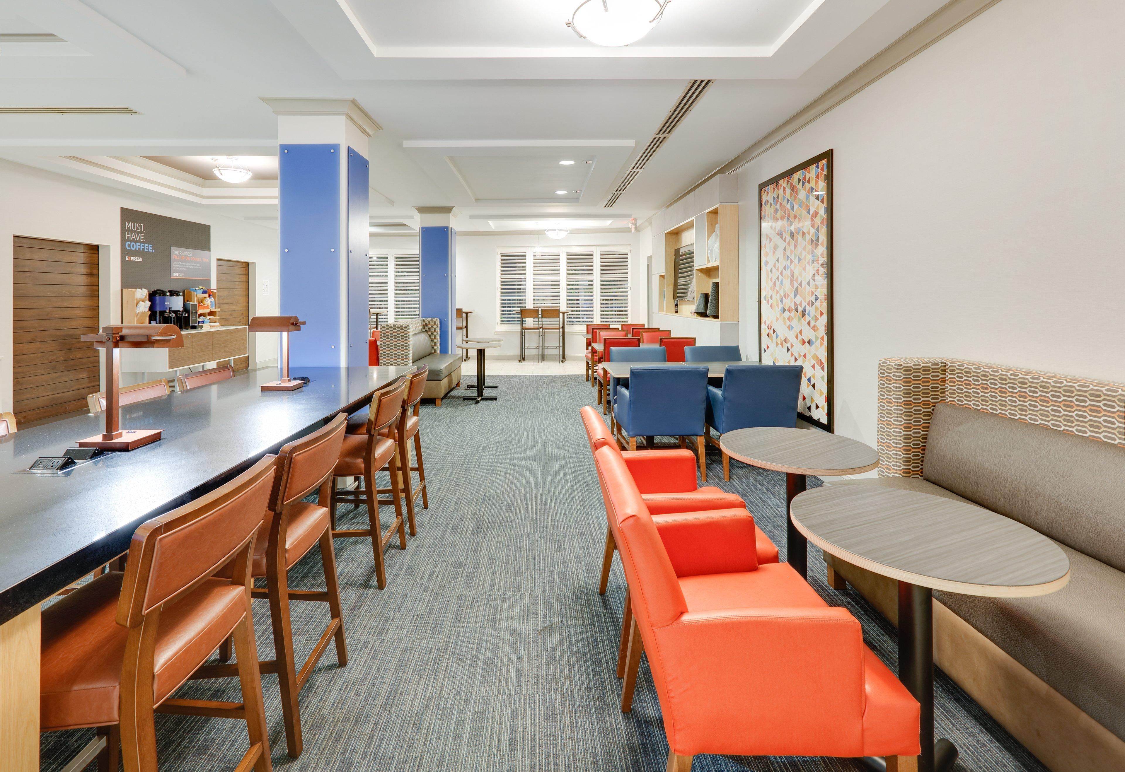 Holiday Inn Express Hotel & Suites Dublin By Ihg Zewnętrze zdjęcie