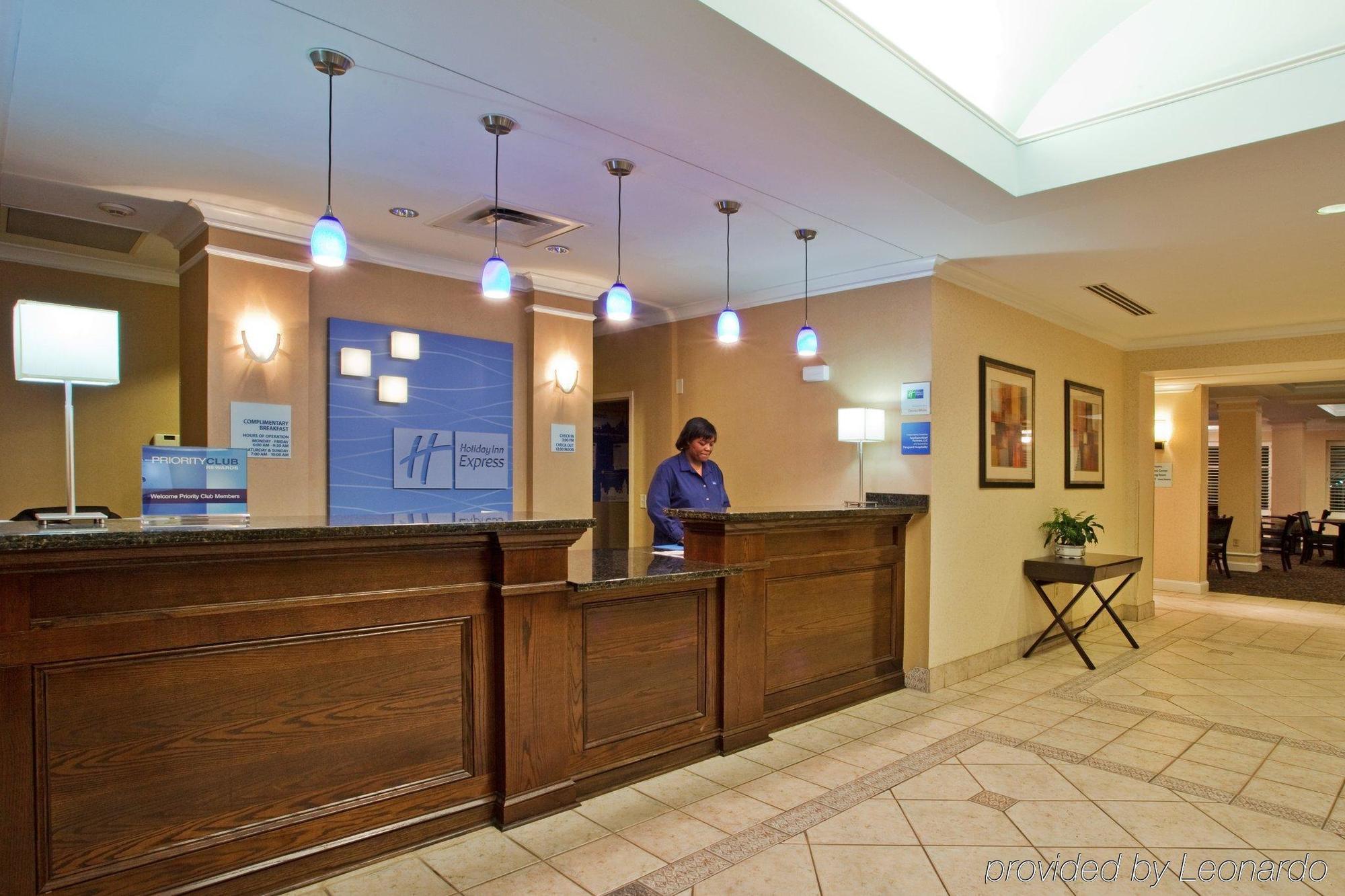 Holiday Inn Express Hotel & Suites Dublin By Ihg Zewnętrze zdjęcie