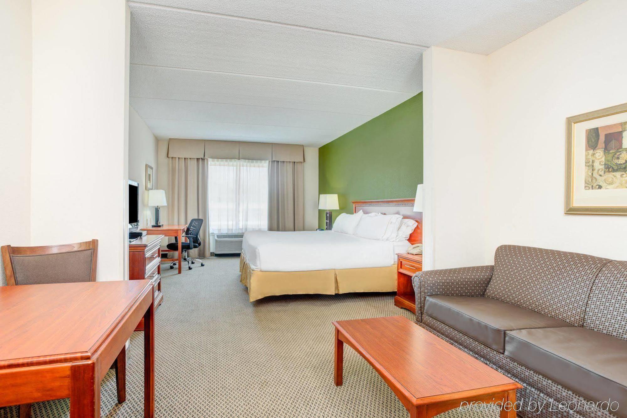 Holiday Inn Express Hotel & Suites Dublin By Ihg Zewnętrze zdjęcie