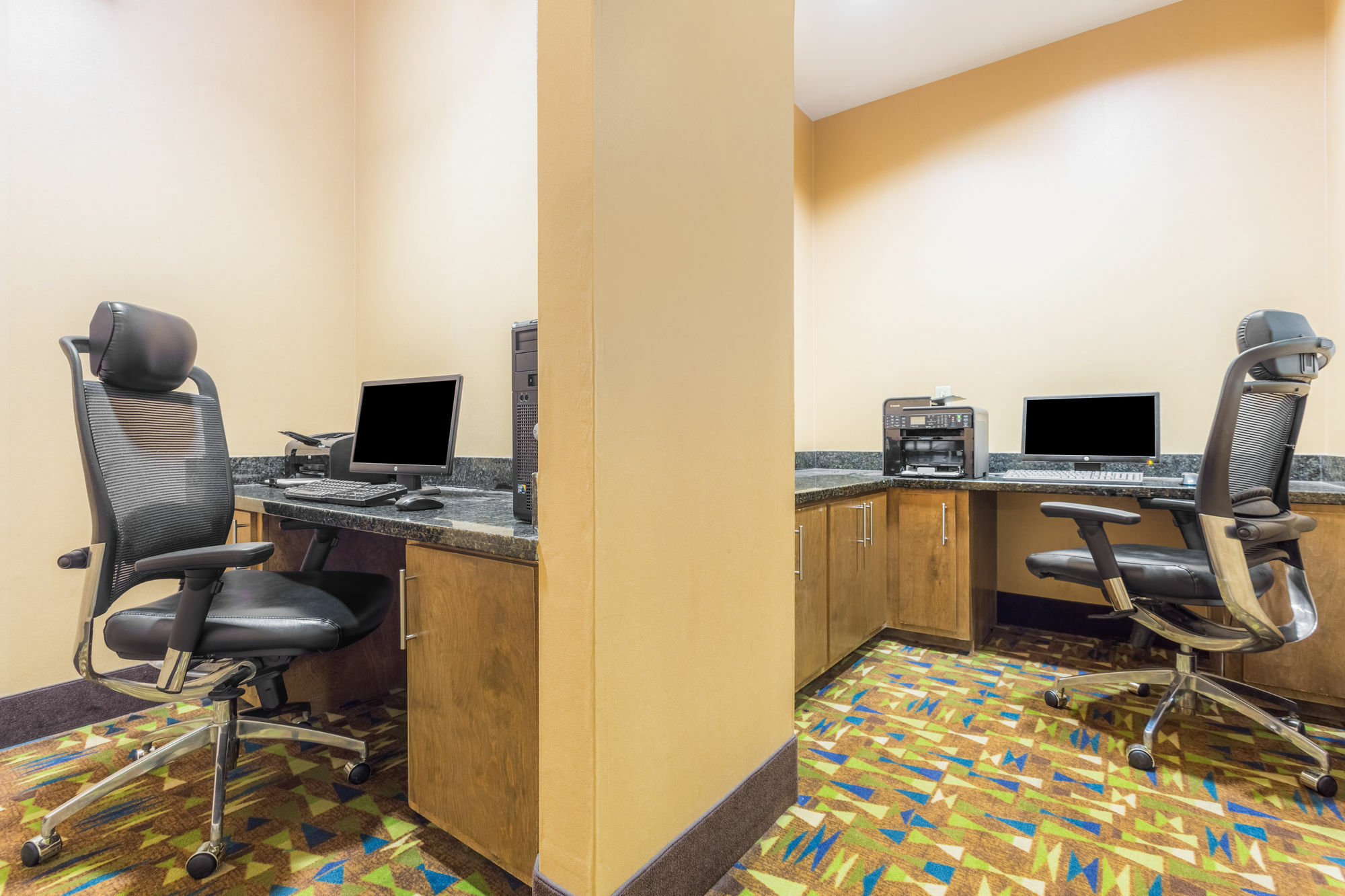 Holiday Inn Express Hotel & Suites Dublin By Ihg Zewnętrze zdjęcie